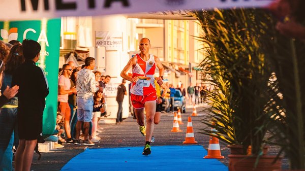 What Are the Strategies for Building Mental Toughness in Endurance Racing?